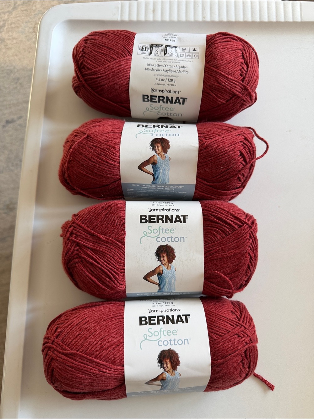 Bernat Softee cotton
Size 4.2 oz each
Color:warm red